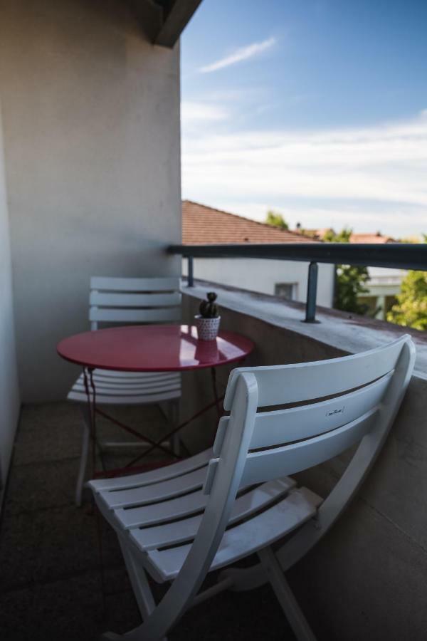 James Cook - Fairytale Factory Apartamento Bussy-Saint-Georges Exterior foto
