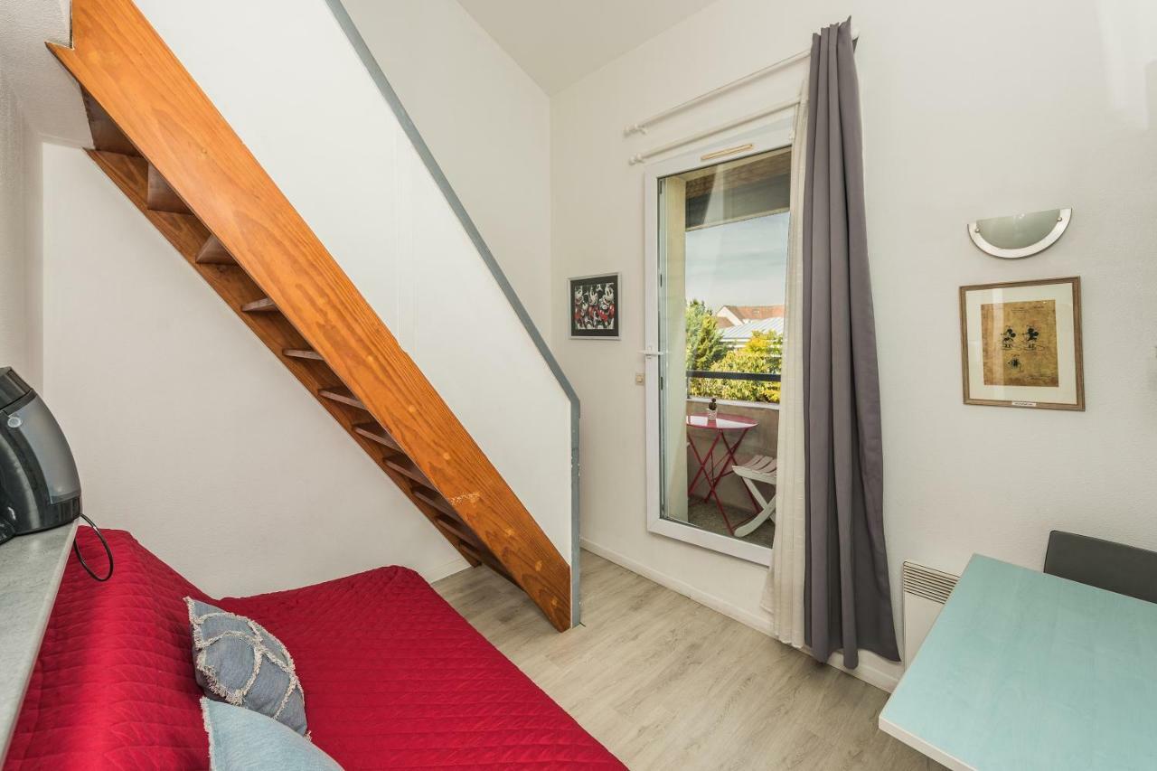 James Cook - Fairytale Factory Apartamento Bussy-Saint-Georges Exterior foto